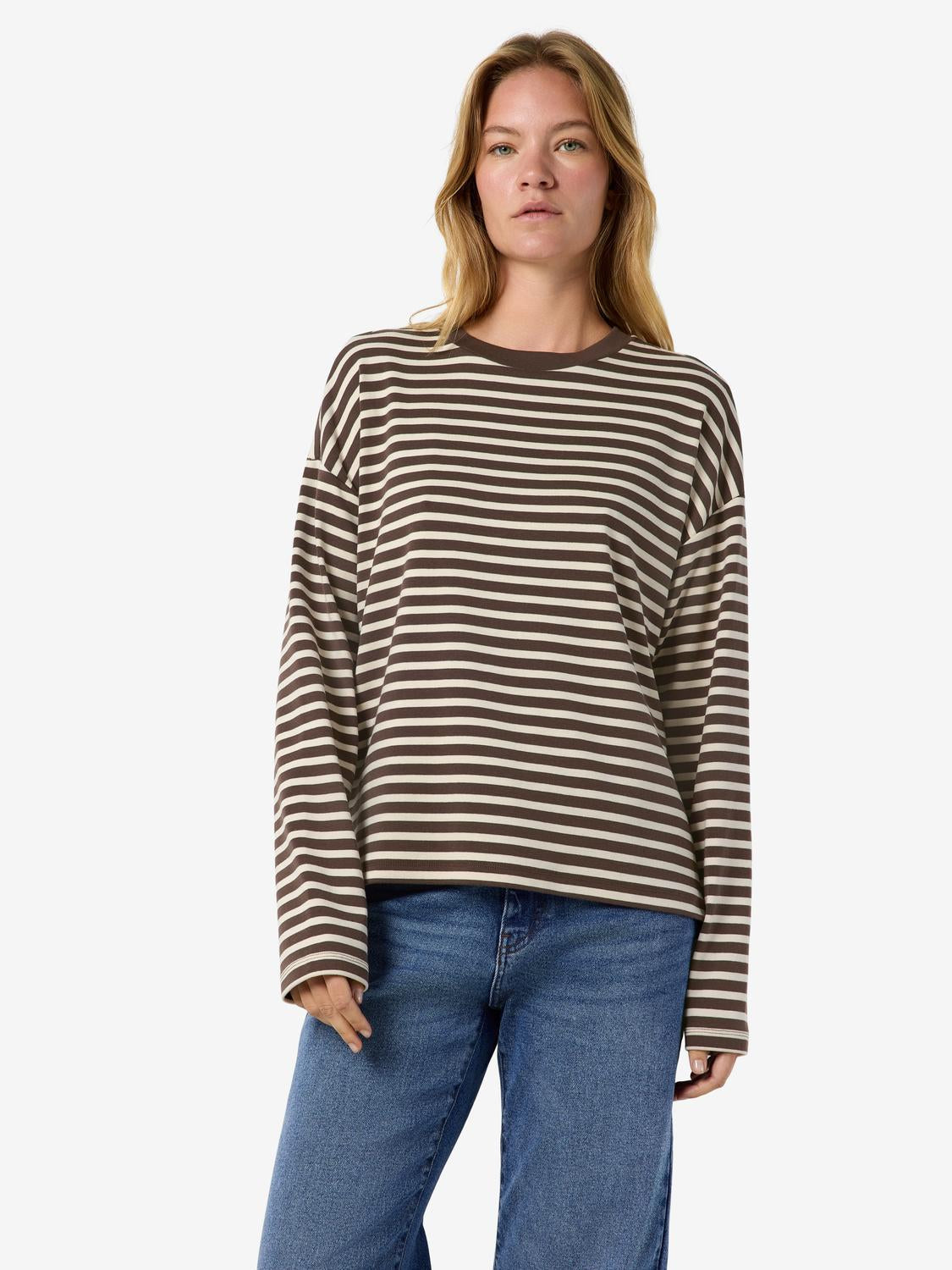 model_shot-front